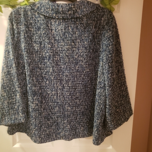 Jacket - Picture 3 of 5